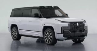 Yangwang U8L หรูหราเหนือระดับ โลโก้ทองคำ 24K ฐานล้อยาวขึ้น 200 มม. และที่นั่งโดยสาร 6 ที่นั่ง