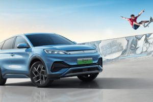ยอดขายทะลุ 1 ล้านคัน! BYD Atto 3 ครอสโอเวอร์ไฟฟ้ายอดฮิตจากจีน
