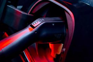 ยอดขายรถ EV ในสหรัฐฯ เริ่มชะลอตัว แม้มีโปรแรงจูงใจ