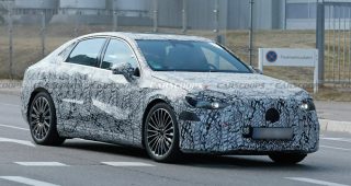 Mercedes-Benz C-Class EV ใหม่! Sedan หรูสายไฟฟ้า ดีไซน์ล้ำ-ไฟท้ายรูปดาว ที่จะมาในปี 2026