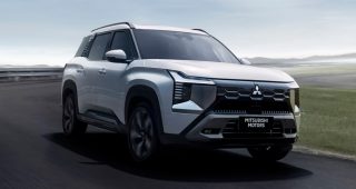 เปิดราคาแล้ว Mitsubishi Destinator รถ SUV 7 ที่นั่งรุ่นใหม่ล่าสุด ในอินโดนีเซีย เริ่มต้นที่ 385,000,000 IDR หรือประมาณ 760,000 บาท