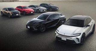 Toyota เสริมทัพ Crown Sport ปี 2025 เปิดตัวรุ่นพิเศษฉลอง 70 ปี "The 70th" และรุ่นเริ่มต้นใหม่ “Sport G” ราคาถูกลง