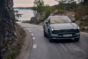 ใหม่ New Volvo EX30 Cross Country 2025-2026 ราคา ตารางผ่อน-ดาวน์