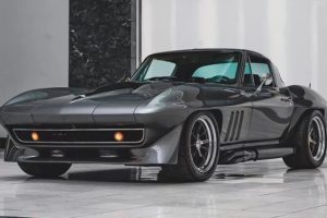 Corvette C2 ปี 1967 งาน Restomod ใหม่ทั้งคัน หล่อคลาสสิกแต่โหดแบบยุคใหม่