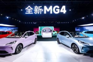 เปิดตัว All-New MG4 เวอร์ชันจีน จัดเต็มแบตฯ กึ่งโซลิดสเตต! เริ่มต้นแค่ 73,800 หยวน (ประมาณ 340,000 บาท)