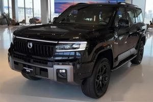 เปิดตัว Denza B8 รถ SUV ปลั๊กอินไฮบริด ลุยตลาดแอฟริกา-ตะวันออกกลาง!