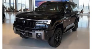 เปิดตัว Denza B8 รถ SUV ปลั๊กอินไฮบริด ลุยตลาดแอฟริกา-ตะวันออกกลาง!