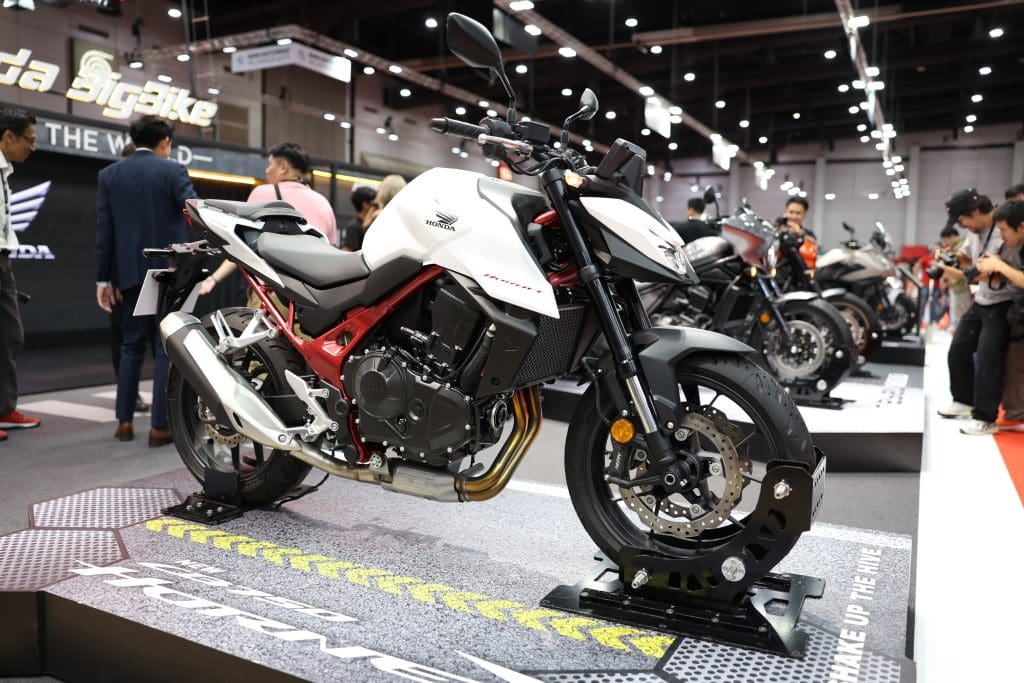HONDA CB 750 HORNET