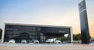 Mazda จับมือ กลุ่มอารีมิตร ทุ่ม 100 ล้านบาท เปิดโชว์รูมแห่งใหม่ ครอบคลุม 3 จังหวัด สร้างความแข็งแกร่งด้านเศรษฐกิจในภาคอีสาน