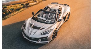 Chevrolet Corvette ZR1X ใหม่! ขุมพลัง 1,250 แรงม้า เปิดราคาพร้อมรุ่นพิเศษ Quail Silver Edition ฉลองครบรอบ 60 ปี