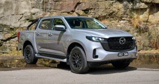 2026 Mazda BT-50 ปรับโฉมใหม่! เพิ่มเครื่องยนต์ 2.2 ลิตร ประหยัดขึ้น แรงขึ้น ในออสเตรเลีย เริ่ม 803,000.-