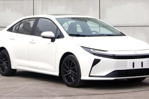 Toyota Corolla หน้าใหม่ สไตล์ Prius เตรียมเปิดตัวที่จีน!