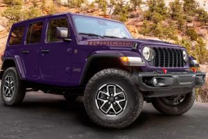 Jeep รีเทิร์น! ส่งสีม่วงสุดไอคอนิก “Reign” กลับสู่ Wrangler และ Gladiator ปี 2026