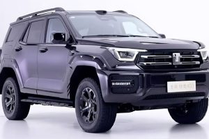 เปิดตัวอย่างเป็นทางการ! GWM TANK 400 PHEV รุ่นใหม่ ดุดันกว่าเดิม พร้อมขุมพลัง เครื่องยนต์ 2.0T + มอเตอร์ไฟฟ้าคู่ ไฟฟ้าล้วน ได้ 200 กม.