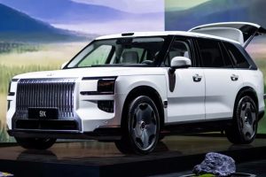 เปิดตัวแล้ว! ZEEKR 9X รถ SUV PHEV ตัวท็อป 1,381 แรงม้า วิ่งไฟฟ้าล้วนไกล 380 กม. เริ่ม 2,070,000.-