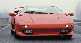 ครบรอบ 35 ปี Lamborghini Diablo ปีศาจแห่งยุค 90s ที่ยังไม่หายไปจากหัวใจแฟน ๆ ซูเปอร์คาร์!