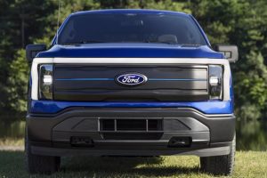 Ford พิจารณา “หยุดผลิต F-150 Lightning” หลังยอดขายตกต่ำ ขาดทุนยับในตลาด EV