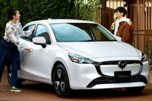 ก้าวเข้าสู่ปีที่ 12 ! Mazda 2 ปรับอุปกรณ์มาตรฐาน วางขายต่อในญี่ปุ่น ราคา 360,000 - 520,000