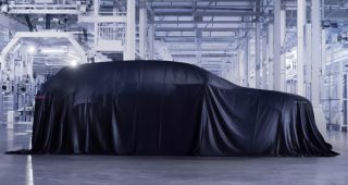 Bentley เผยโฉมแรก! SUV ไฟฟ้ารุ่นใหม่ ชาร์จ 7 นาที วิ่งได้ 160 กม. แย้มกำลังพัฒนารถเครื่องยนต์เบนซินตัวแรง ควบคู่ไปด้วย!