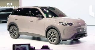 Leapmotor A10 เปิดให้จองแล้วในจีน! ครอสโอเวอร์ EV ไซซ์เล็ก วิ่งได้ 500 กม. คู่แข่ง BYD Atto 2! ราคาไม่ถึง 500,000.-