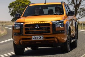 Mitsubishi พับแผน Triton EV ดัน Hybrid ลุยแทน!
