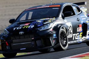 GR Yaris เครื่องวางกลาง กลับมาลุยอีกครั้ง! Toyota เดินหน้าหดเครื่อง 2.0 เทอร์โบให้เล็กลง แต่งแรงขึ้นกว่าเดิม!