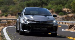 Toyota GR Corolla รุ่นต่อไป อาจมาพร้อมเครื่องยนต์ 4 สูบ 2.0 ลิตร เทอร์โบ ที่แรงขึ้นกว่าเดิม 100 แรงม้า!
