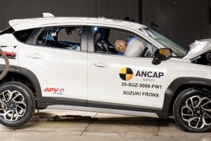 งานเข้า! Suzuki Fronx ออสเตรเลีย (นำเข้าจากอินเดีย) ถูกเรียกคืนด่วน หลัง ANCAP ให้แค่ 1 ดาว พบปัญหาเข็มขัดนิรภัยเบาะหลัง