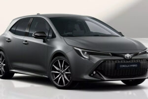 Toyota เปิดตัว Corolla รุ่นปี 2026 เพิ่มลุคใหม่แบบ “หล่อแพง” กว่าเดิม