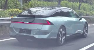 Xpeng P7+ EREV โผล่วิ่งทดสอบบนถนนจริง ก่อนเปิดตัวอย่างเป็นทางการ ในปี 2026