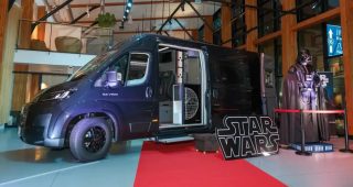 รถแคมป์ Star Wars แท้ ผลิตแค่ 5 คันทั่วโลก ราคา 4,450,000.-