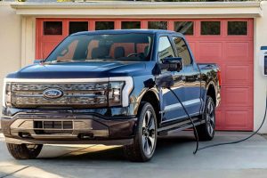 Ford ถอยจริง! ยกเลิกรถไฟฟ้ามากกว่าที่คิด - หันโฟกัสไฮบริด รถไฟฟ้าเพิ่มระยะทาง และธุรกิจแบตเตอรี่เต็มตัว