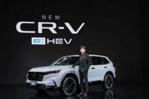 HONDA เปิดเกมใหญ่ส่งท้ายปี! เปิดตัวไลน์อัป e:HEV จัดเต็มทั้ง CR-V ใหม่, HuNT Series, City THE BLACK OUTSHINE และเซอร์ไพรส์ STEP WGN e:HEV พร้อมโปรแรงทะลุโค้ง Motor Expo 2025