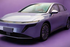 Nissan N6 PHEV วิ่ง EV Mode ได้ 170-180 กม. เปิดตัวในจีน ราคาเริ่มแค่ 415,000.- เตรียมลุยตลาดทั่วโลก