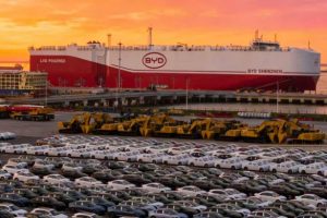 BYD เร่งบุกตลาดโลก! ตั้งเป้าขายรถนอกจีน 1.3 ล้านคัน ในปี 2026