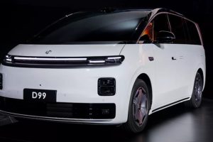 เปิดตัว Leapmotor D99 รถ MPV ตัวท็อปสุดหรู ! รุ่น EV แบต 115 kWh วิ่งไกล 720 กม. และรุ่น EREV แบต 80.3 kWh ใหญ่สุดในกลุ่ม วิ่งไฟฟ้าล้วนได้ 500 กม.
