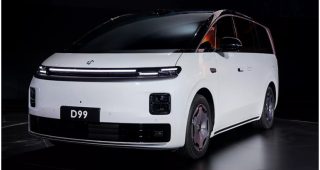 เปิดตัว Leapmotor D99 รถ MPV ตัวท็อปสุดหรู ! รุ่น EV แบต 115 kWh วิ่งไกล 720 กม. และรุ่น EREV แบต 80.3 kWh ใหญ่สุดในกลุ่ม วิ่งไฟฟ้าล้วนได้ 500 กม.