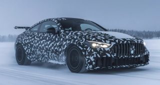 Mercedes-AMG เผยทีเซอร์ CLE ตัวแรงรุ่นใหม่ ! อาจมาพร้อม เครื่อง V8 เทอร์โบคู่ 4.0 ลิตร