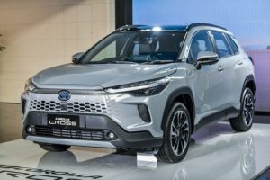ใหม่ Toyota Corolla Cross 2025 ราคา โตโยต้า โคโรลล่า ครอส ตารางผ่อน-ดาวน์