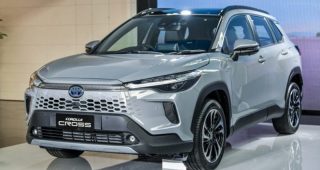 ใหม่ Toyota Corolla Cross 2025 ราคา โตโยต้า โคโรลล่า ครอส ตารางผ่อน-ดาวน์
