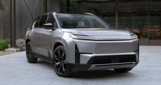 เปิดตัว All New Toyota Highlander EV รถ SUV ไฟฟ้าล้วน 7 ที่นั่ง วิ่งได้ไกลสุด 515 กม.