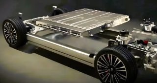 BYD เปิดตัว Blade Battery 2.0 ชาร์จ 10-70% ใน 5 นาที