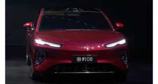 BYD เปิดตัว "BYD Seal 08" Sedan ไฟฟ้าเรือธง วิ่งไกลทะลุ 1,000 กม. ชาร์จเร็ว 5 นาที วิ่งได้ 400 กม.
