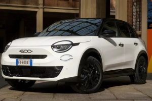 เปิดตัว Fiat 600 เอาใจสายขับมันส์ เครื่องยนต์เบนซินเทอร์โบ 99 แรงม้า เกียร์ธรรมดา 6 สปีด