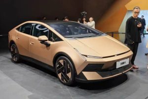 Hyundai เปิดตัว Ioniq V ใหม่! EV ดีไซน์ล้ำ จอ 27 นิ้ว ชาร์จไว 800V บุกจีนเต็มตัว