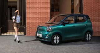 Wuling Hongguang Mini EV โฉมใหม่ รถไฟฟ้าเล็กวิ่งไกล 301 กม. เปิดตัวในจีน เริ่มเพียง 210,000.-