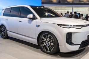 BYD Sealion 08 มาแล้ว! SUV ไฟฟ้าตัวท็อป แรงจัด 643 แรงม้า ชาร์จไว วิ่งไกล 900 กม.