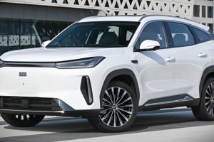 Geely Galaxy M7 รถ SUV PHEV วิ่งไฟฟ้าล้วนได้ 225 กม. รวมทั้งระบบวิ่งได้สูงสุด 1,730 กม. เตรียมเปิดพรีเซล 9 เมษายนนี้ ในจีน !