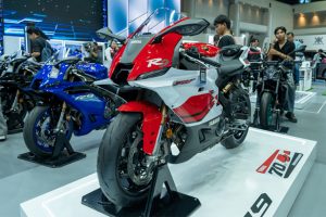 ใหม่ New Yamaha R9 70th Anniversary 2026 ราคา ตารางผ่อน-ดาวน์