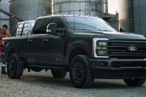 Ford Super Duty Carhartt รุ่นพิเศษสายลุย! แต่งเข้มทั้งคัน พร้อมล้อได้แรงบันดาลใจจากฝาท่อเมืองดีทรอยต์